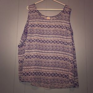 Light material Aztec pattern faded glory tank top